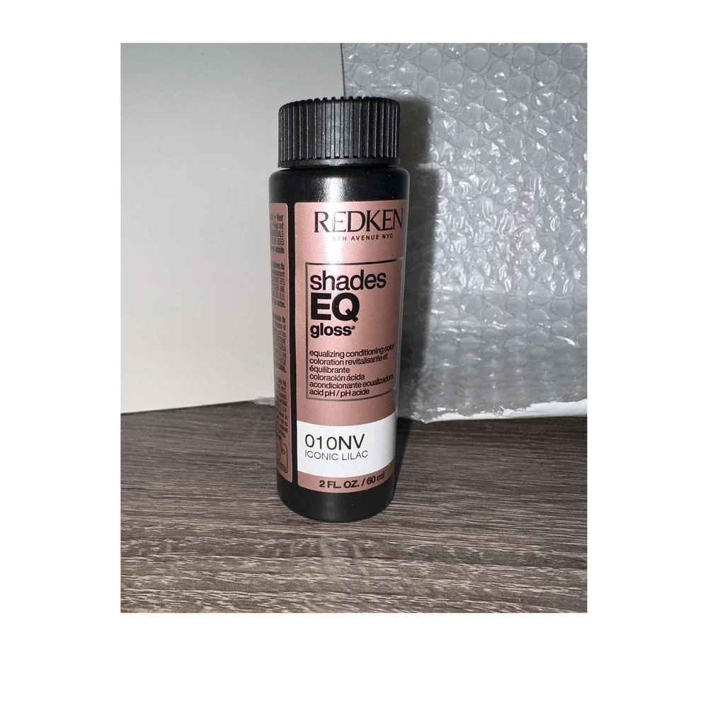 Redken Hair Color 10NV Iconic Lilac Acidic Shades EQ Gloss Shine